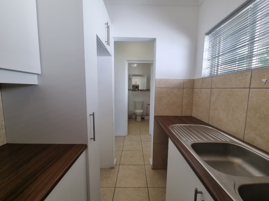 To Let 0 Bedroom Property for Rent in Sea Point Western Cape